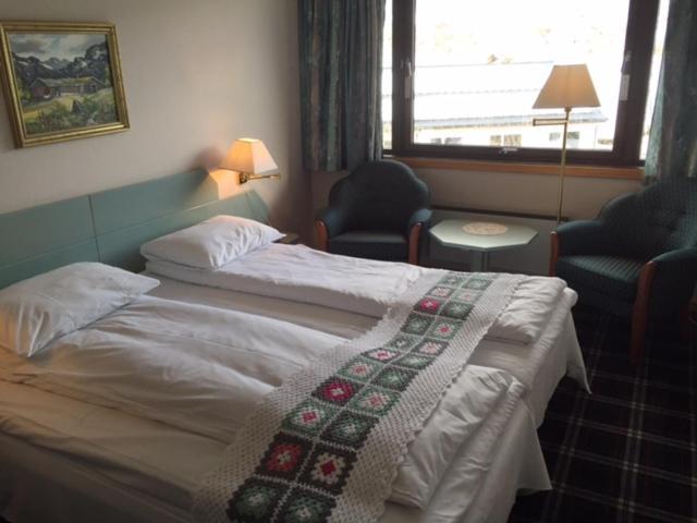 Eikum Hotel Hafslo エクステリア 写真