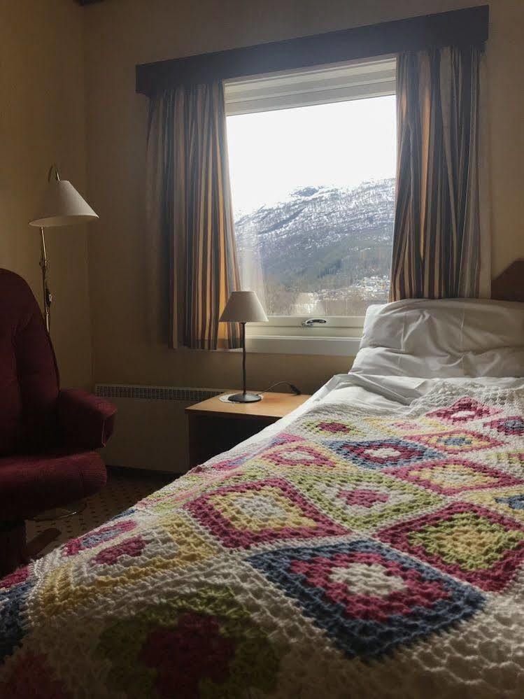 Eikum Hotel Hafslo エクステリア 写真